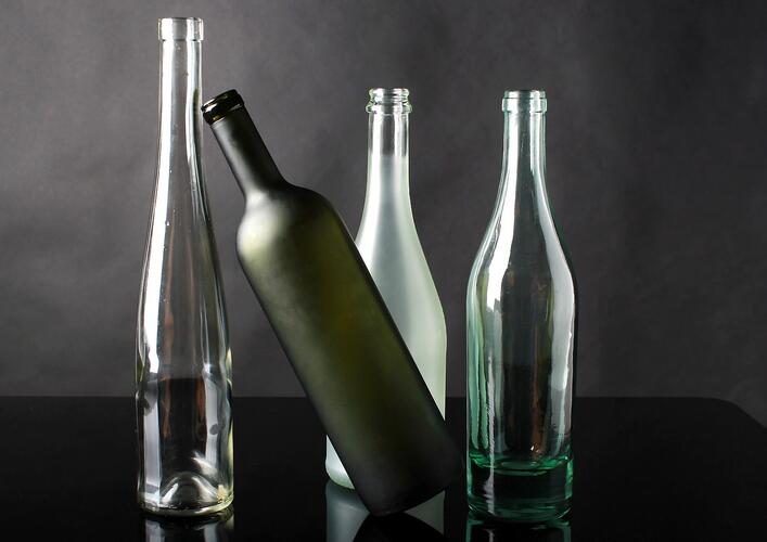 A importância das garrafas de vidro e seus benefícios